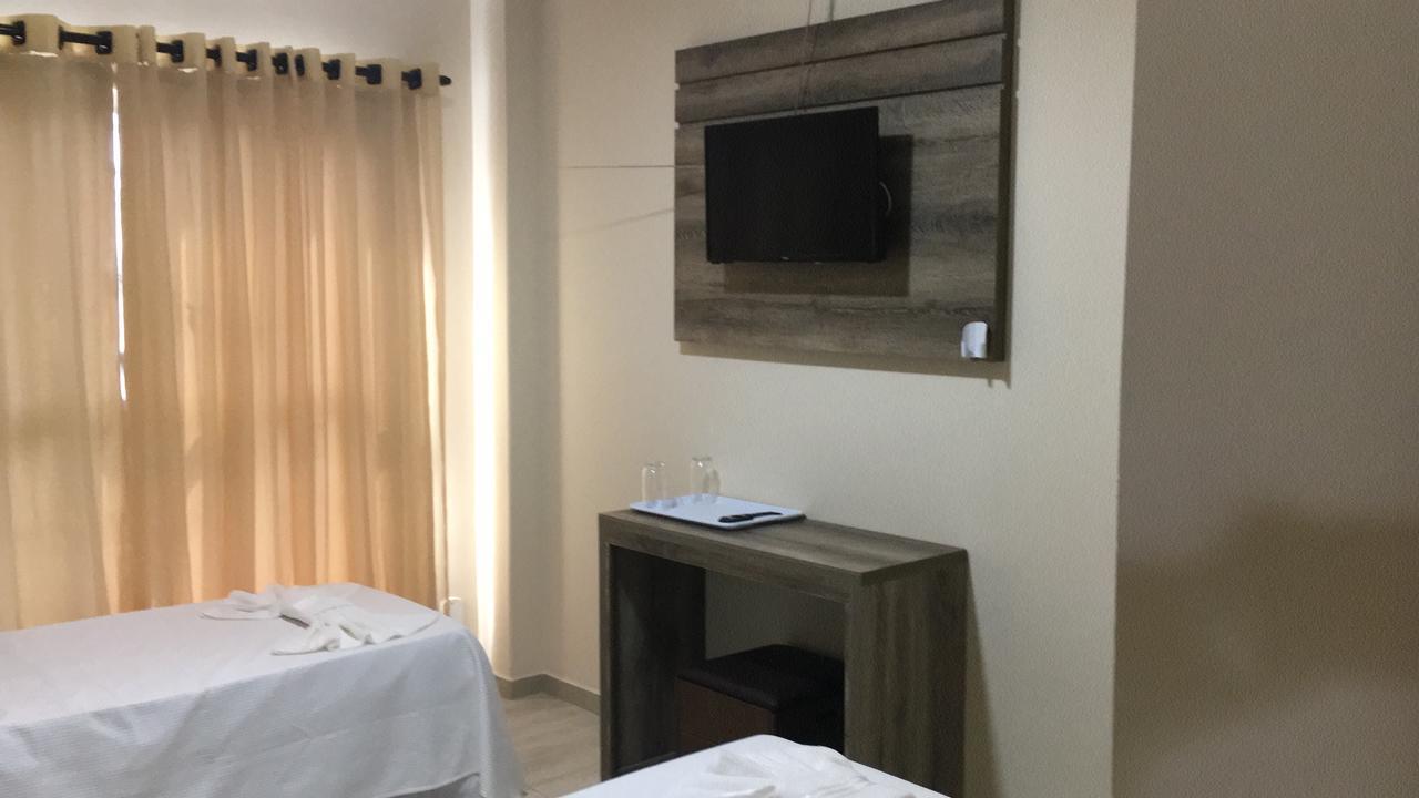 Open Hotel Telêmaco Borba Buitenkant foto